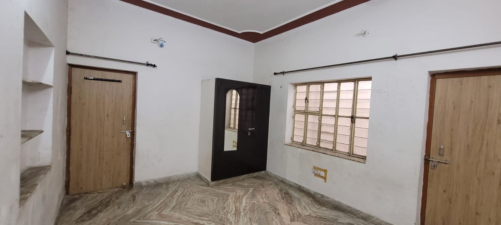 1 RK and Bathroom Available for rent-Mansarover-Jaipur